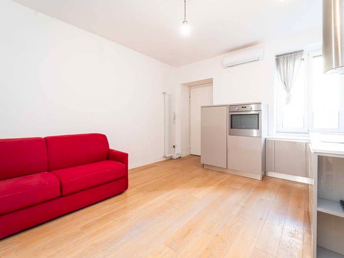 Appartamento bilocale in vendita in Via Giovanni Battista Niccolini, Paolo Sarpi, Milano