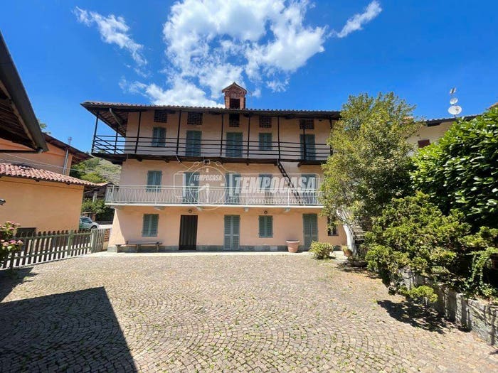 Casa con 6 locali in vendita in Via Vidracco, Centro, Baldissero Canavese