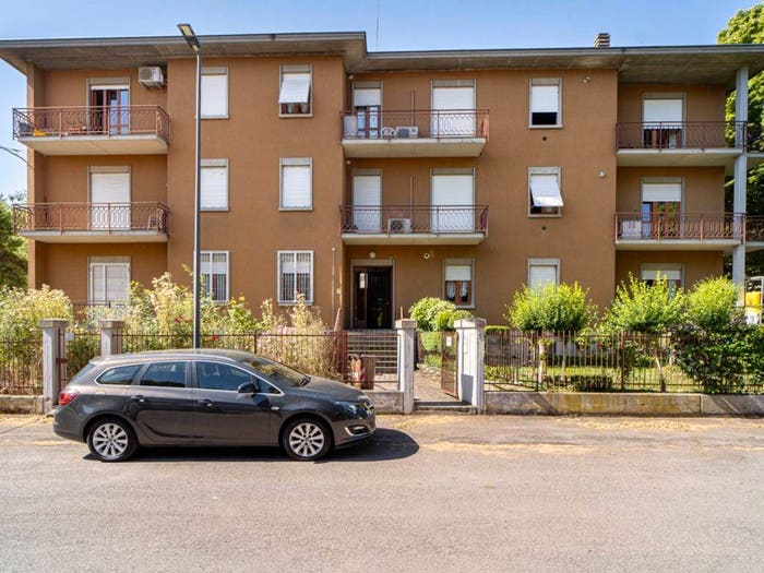 Appartamento trilocale in vendita in Via Benigno Bossi, Montanara Cinghio, Parma