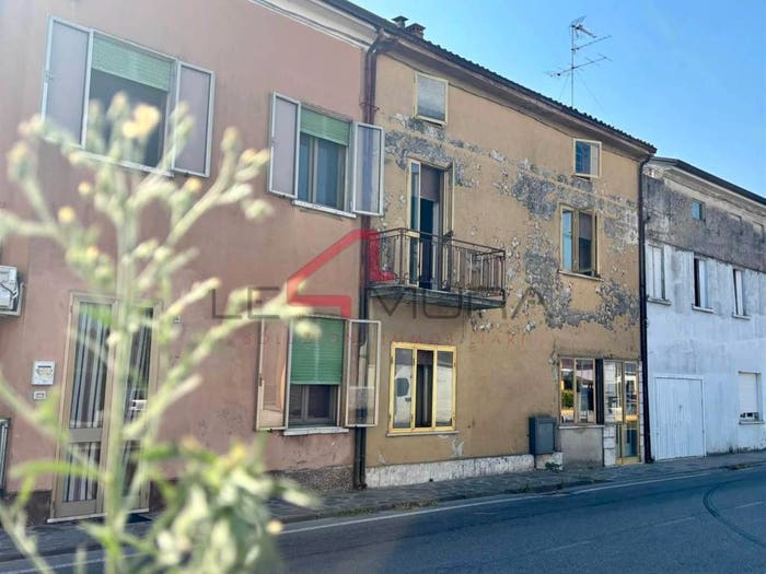 Casa quadrilocale in vendita in Maccacari, Gazzo Veronese