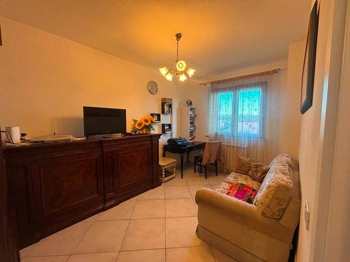 Appartamento con 6 locali in vendita in Via Cassia Aurelia I, Chiusi Scalo, Chiusi