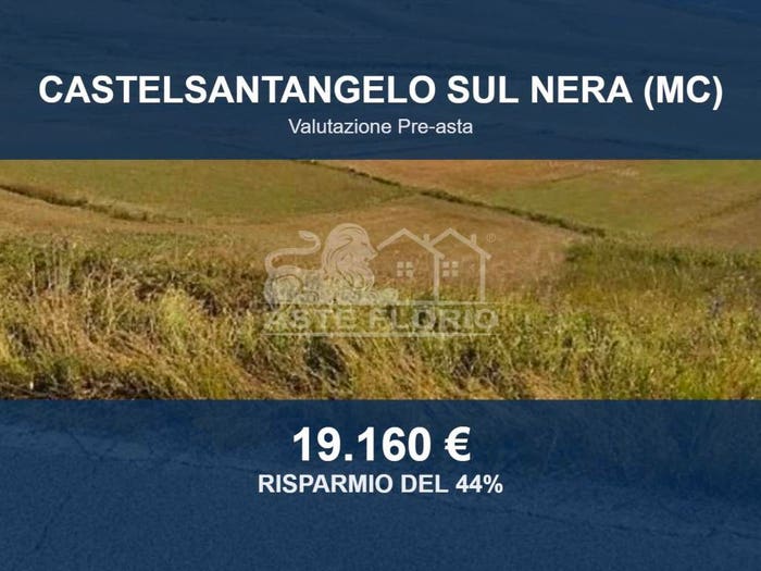 Casa bilocale in vendita in Via Falcone, Gualdo, Castelsantangelo sul Nera