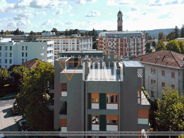 Casa con 5 locali in vendita in Viale Aprile, Casbeno, Varese