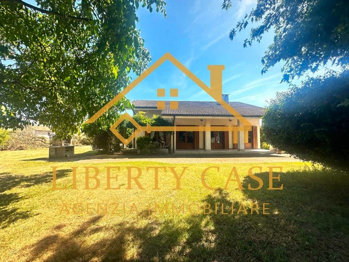 Casa con 6 locali in vendita in Via Giuseppe Mazzini, Olcenengo
