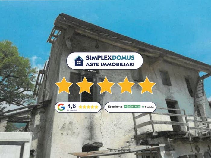 Casa con 6 locali in vendita in Via Salgarda Nuova, Feltre
