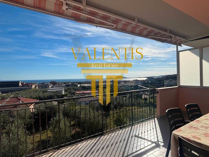 Appartamento trilocale in vendita in Via Rotabile, Centro, Formia