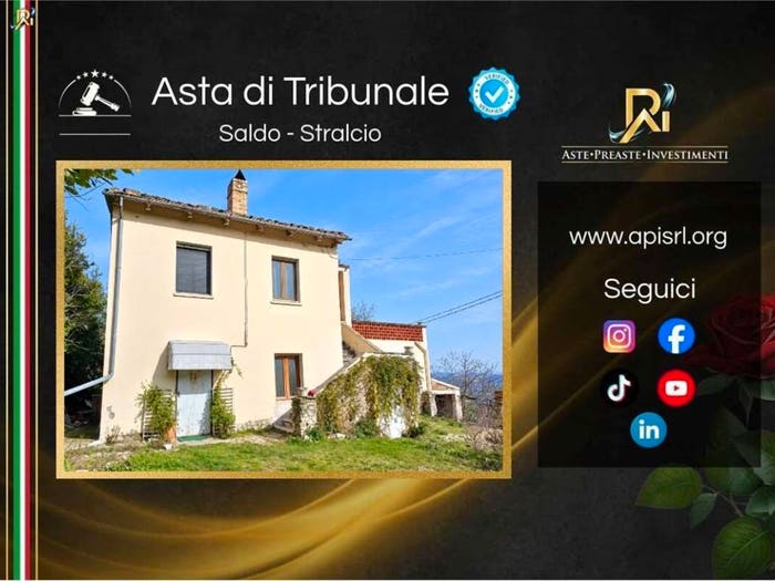 Casa con 6 locali in vendita in Contrada Campo Santa Maria, Montebello di Bertona