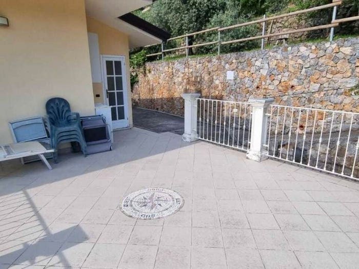 Casa con 6 locali in vendita in Via S Francesco, Miseglia Bedizzano Codena, Carrara