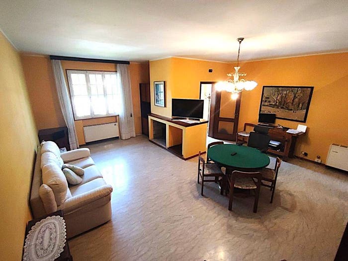 Casa quadrilocale in vendita in via Battaglia, Centro, Finale Emilia
