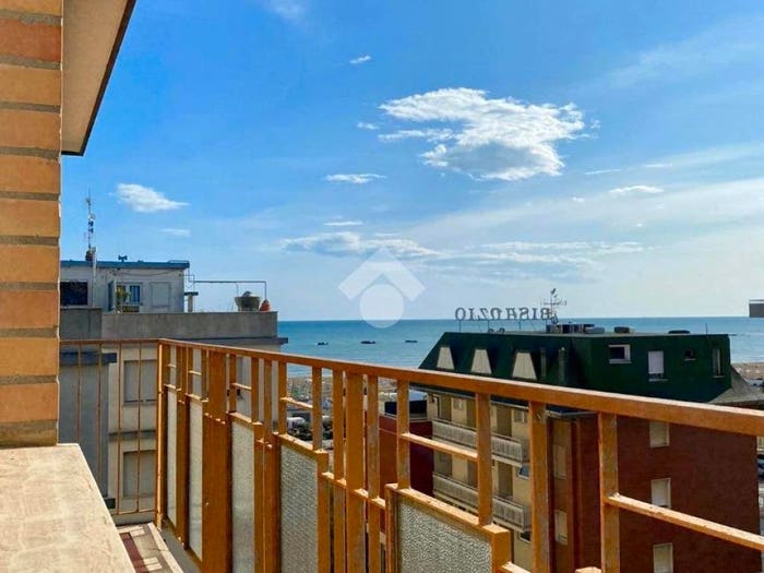 Appartamento trilocale in vendita in Via Piave, Cesenatico Levante, Cesenatico