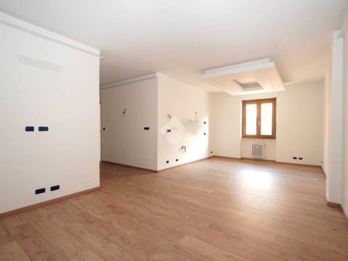 Appartamento trilocale in vendita in Corso inghilterra, Susa