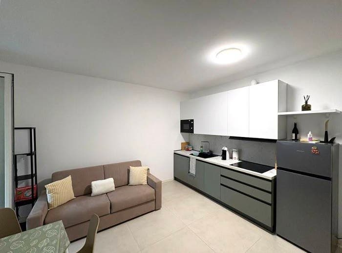 Appartamento trilocale in vendita in Via Antonio Canova, Centro, Caorle