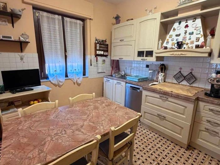 Casa con 6 locali in vendita in Via della Pace, Colombiera Molicciara, Castelnuovo Magra