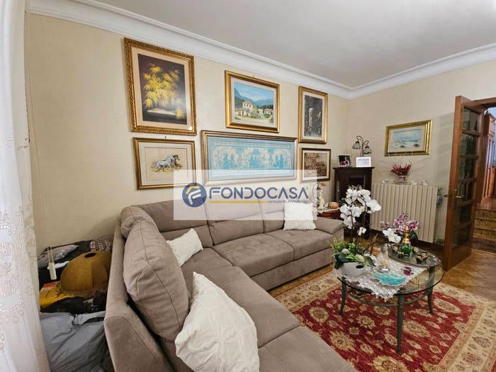 Casa con 6 locali in vendita in Via F Ferruccio, Centro, Melendugno