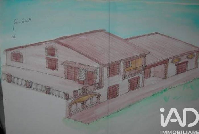 Casa con 6 locali in vendita in Via Castelvecchio SNC, Centro, Colmurano