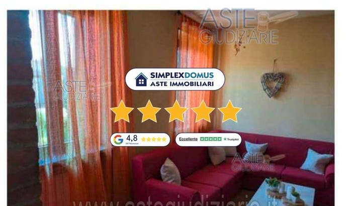 Casa con 6 locali in vendita in Via Carentino, Centro, Frascaro
