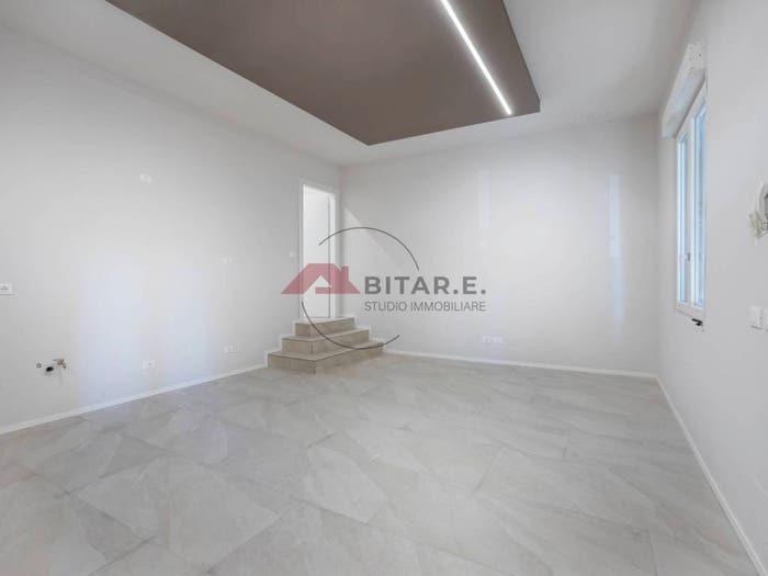Appartamento bilocale in vendita in Via dei Mille, Loggia Garibaldi, Brescia
