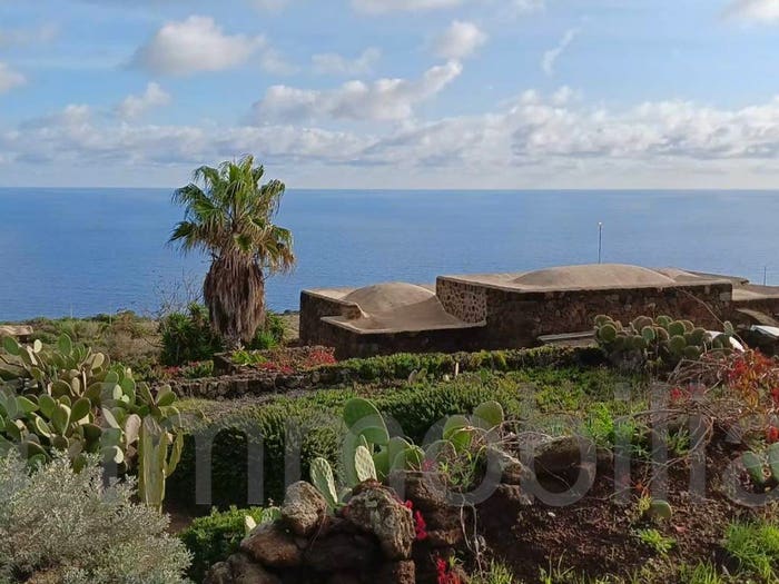 Casa trilocale in vendita in Via Khamma, Kamma, Pantelleria