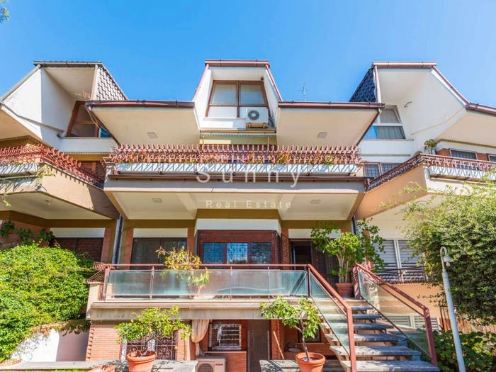 Casa con 6 locali in vendita in Via Gustavo Giovannoni, Mezzocammino, Roma