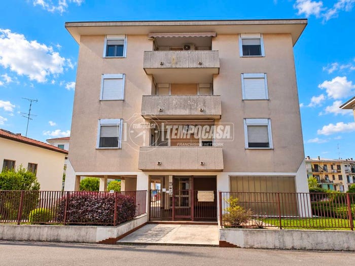 Appartamento quadrilocale in vendita in Strada Privata Balzaretti, Santa Rita, Novara