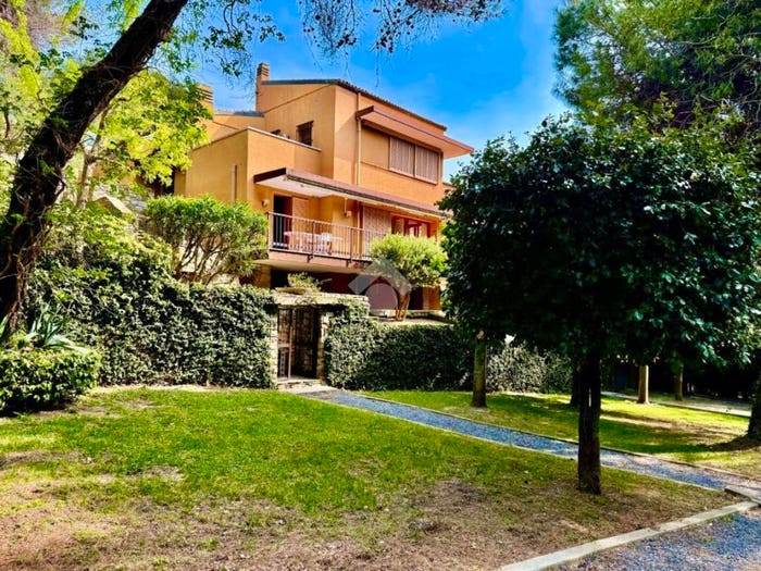 Casa con 6 locali in vendita in Strada delle Catene, Marina Di Andora, Andora