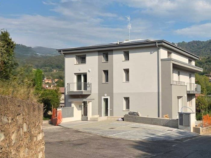 Appartamento quadrilocale in vendita in Via E Fermi, Centro, Ome