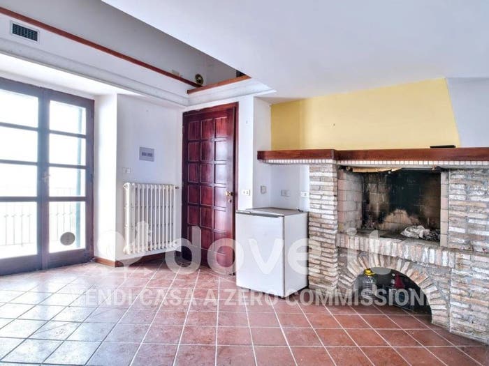 Appartamento trilocale in vendita in Via Roma, Liscia