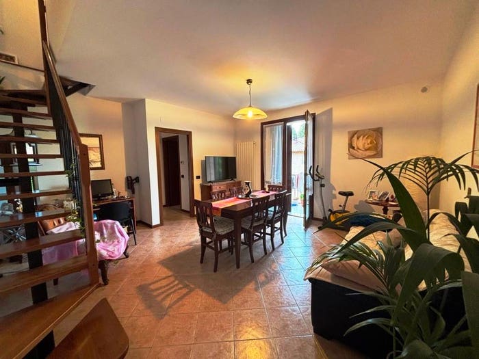 Appartamento con 5 locali in vendita in Via Sinistra Guerro, Centro, Castelvetro di Modena