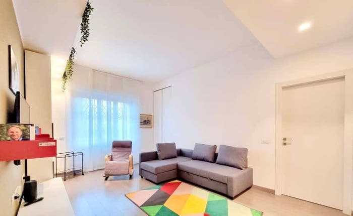 Appartamento trilocale in affitto in Via Mincio, Corvetto, Milano