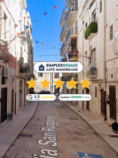 Appartamento quadrilocale in vendita in Via San Ruggiero, Centro Storico, Barletta
