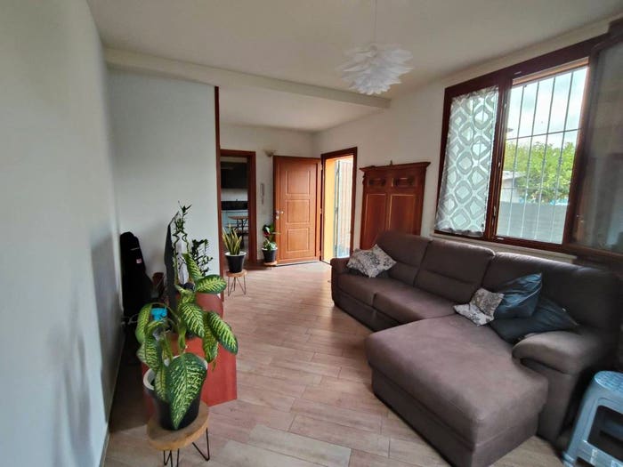 Casa quadrilocale in vendita in Via Vincenzo Bellini, Centro, Castel San Giovanni