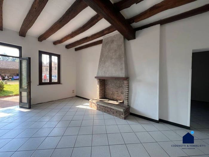 Casa quadrilocale in vendita in Via Mantova, Asola