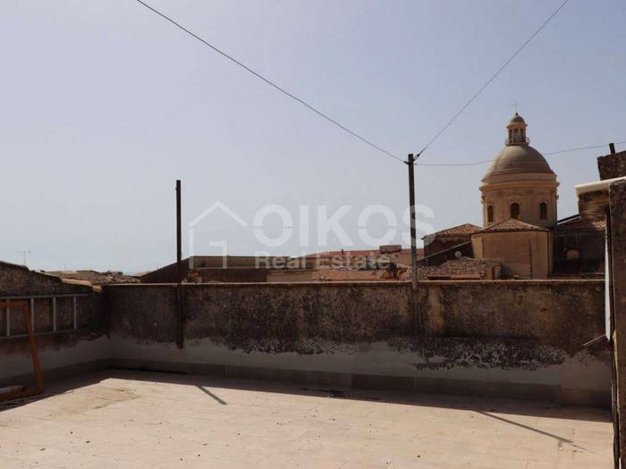Casa con 5 locali in vendita in Via Barbieri, Centro, Noto