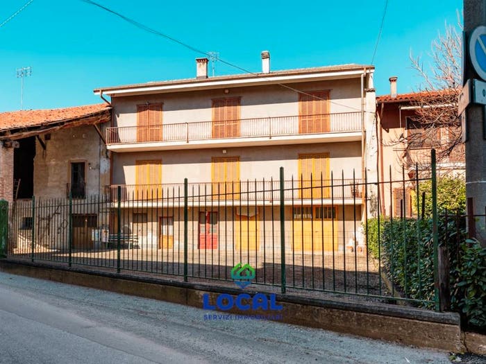 Casa con 6 locali in vendita in Via Filatoio, Margarita