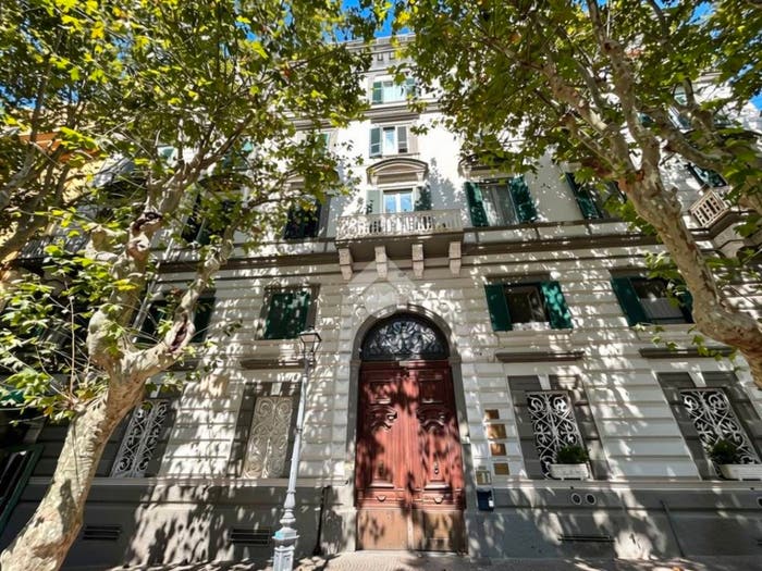 Appartamento trilocale in vendita in Via Scarlatti, Vomero, Napoli