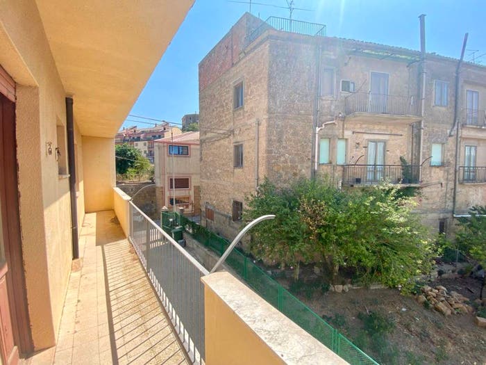 Appartamento con 5 locali in vendita in Via Maddalena II, Centro, Calascibetta