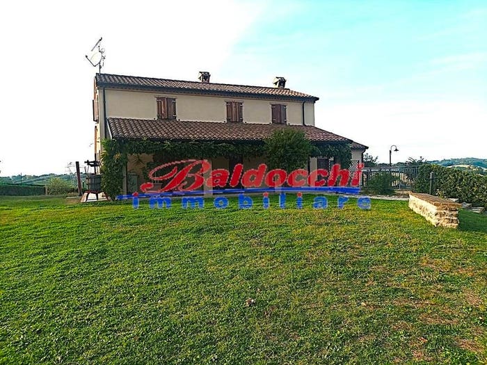 Casa con 6 locali in vendita in Fenile Carignano, Fano