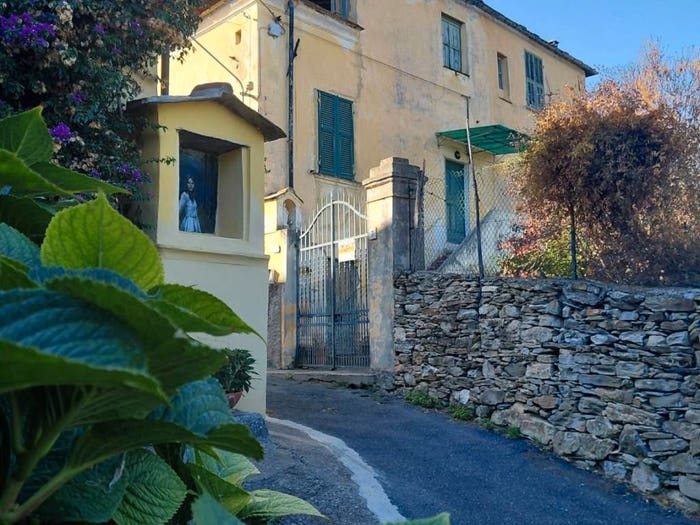 Casa con 6 locali in vendita in Via Umberto I, Bellissimi, Dolcedo