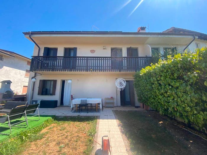 Casa con 6 locali in vendita in Via Giovan Battista Galliero, Vendoglio Carvacco, Treppo Grande