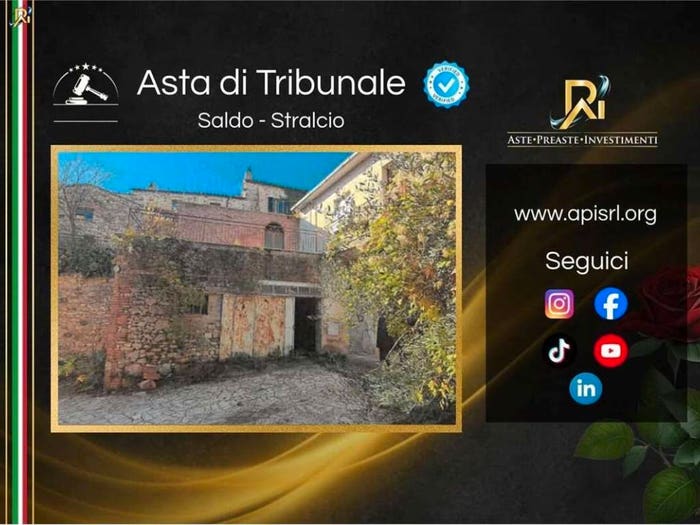 Appartamento con 6 locali in vendita in Via Senese, Centro, Castiglione d'Orcia