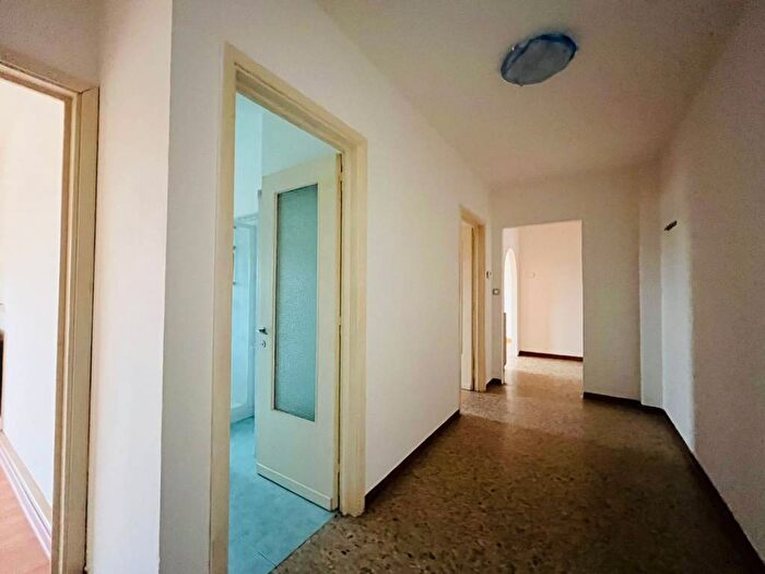 Appartamento trilocale in vendita in Viale Venezia, Viale Venezia Cormor, Udine