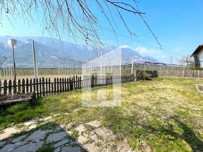 Appartamento con 6 locali in vendita in Magrè sulla Strada del Vino