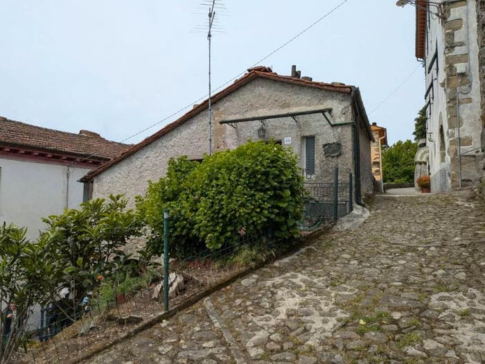 Casa con 6 locali in vendita in Via Fondo alla Terra, Granaiola, Bagni di Lucca