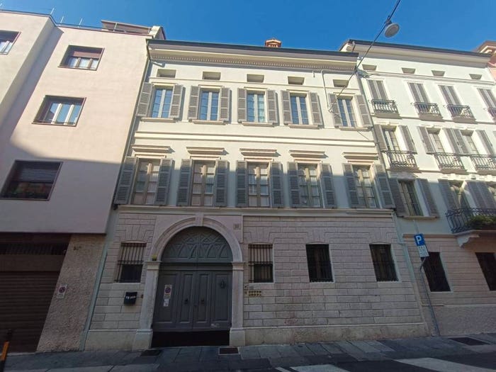 Appartamento bilocale in affitto in Corso Giacomo Matteotti, Loggia Garibaldi, Brescia