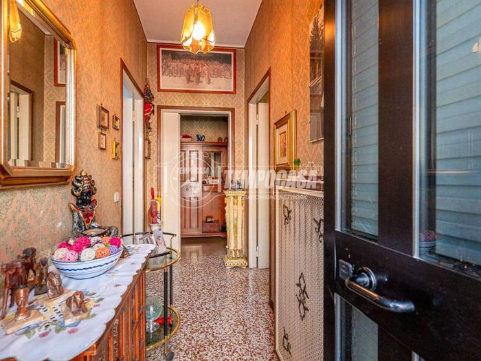 Casa con 6 locali in vendita in Centro, Fidenza
