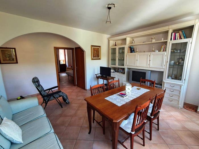 Appartamento con 5 locali in vendita in Via IV Novembre, Tosi, Reggello