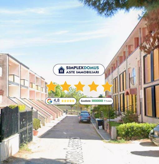Appartamento con 6 locali in vendita in Via Leopardi, San Paolo di Civitate
