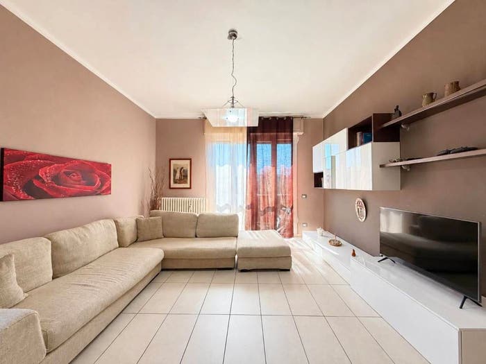 Appartamento quadrilocale in vendita in Via Bartolomeo Bottino, Collina Volta, Asti