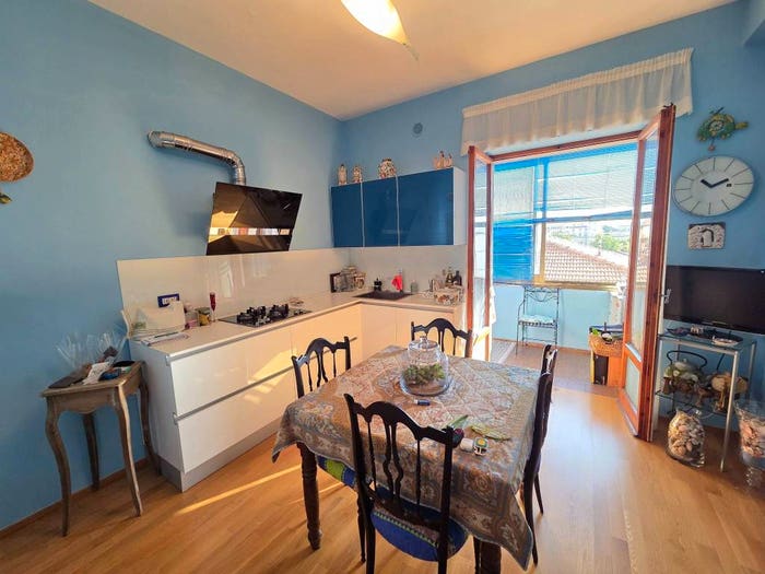 Appartamento con 5 locali in vendita in Via Felsinea, Aeroporto Gorarella, Grosseto
