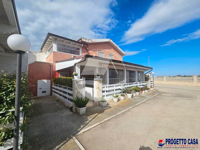 Casa trilocale in vendita in Strada Comunale Canna Fresca, Margherita di Savoia